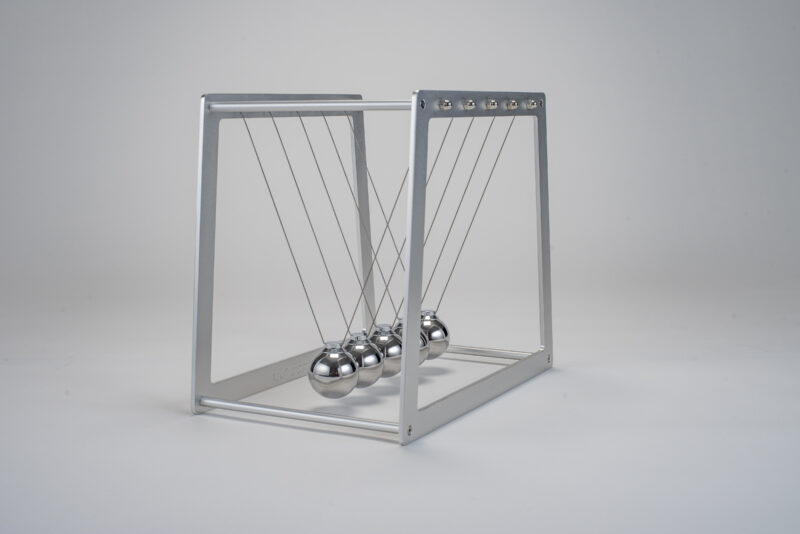 Home | Giant Newton's Cradle